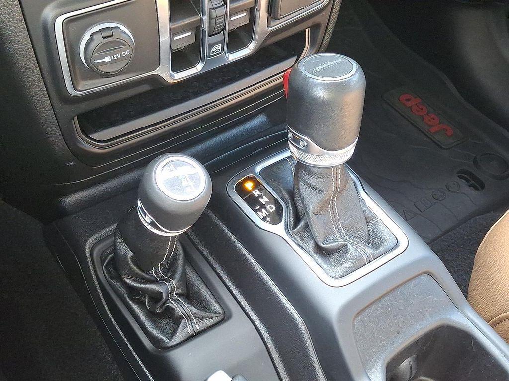 used 2022 Jeep Gladiator car, priced at $31,518