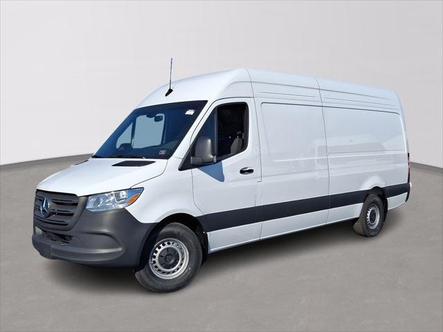 new 2025 Mercedes-Benz Sprinter 2500 car, priced at $65,308