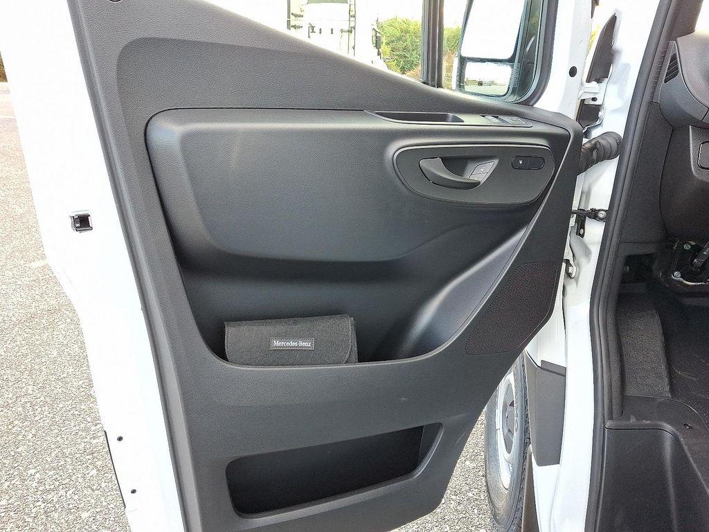 new 2026 Mercedes-Benz Sprinter 2500 car