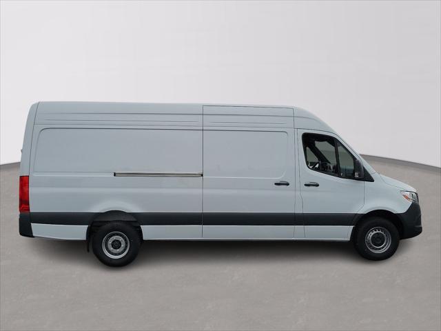 new 2024 Mercedes-Benz Sprinter 3500 car, priced at $70,319