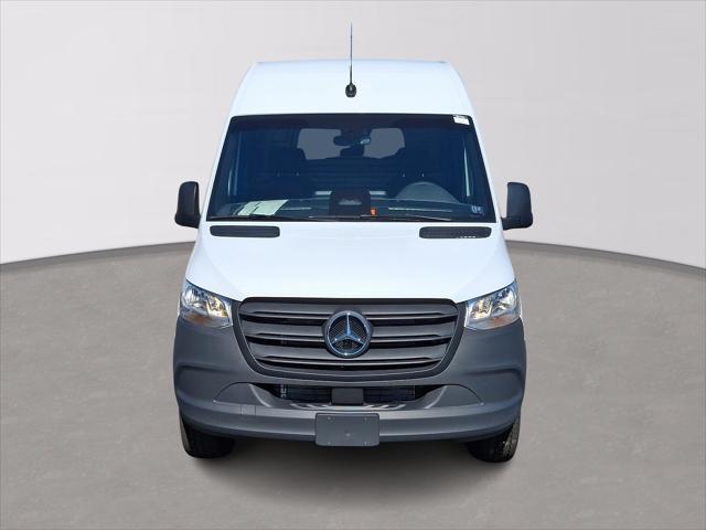 new 2025 Mercedes-Benz Sprinter 2500 car, priced at $60,128