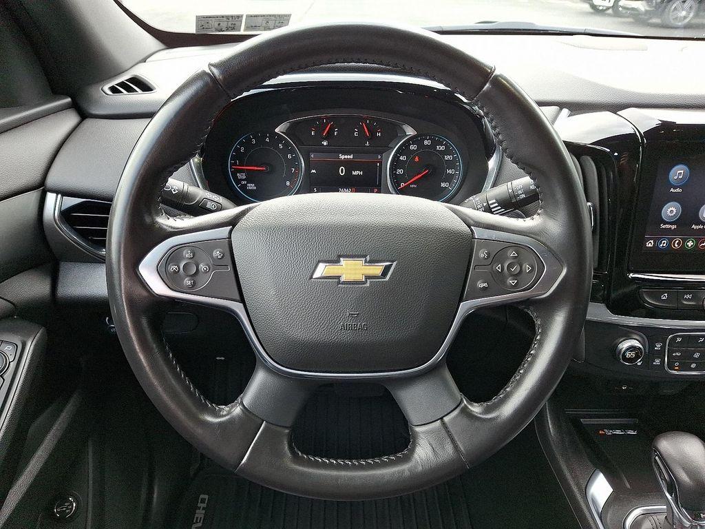 used 2022 Chevrolet Traverse car, priced at $26,994