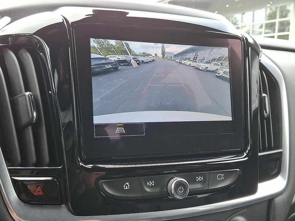 used 2022 Chevrolet Traverse car, priced at $26,994