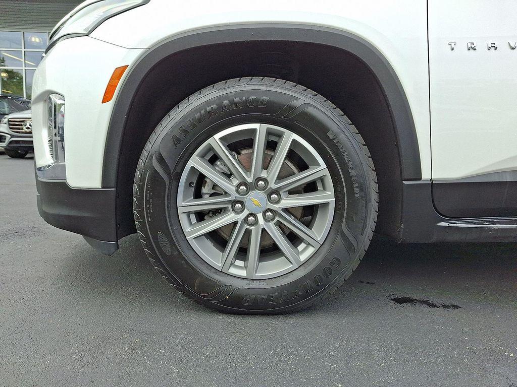 used 2022 Chevrolet Traverse car, priced at $26,994