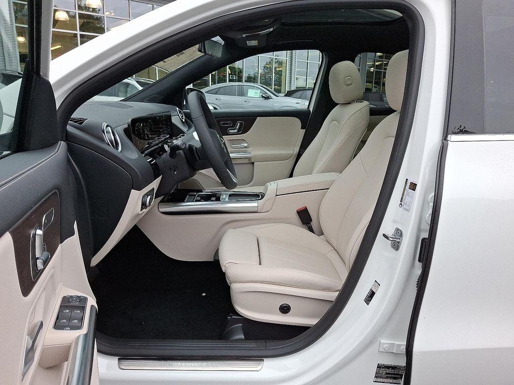 used 2026 Mercedes-Benz GLA 250 car, priced at $48,488