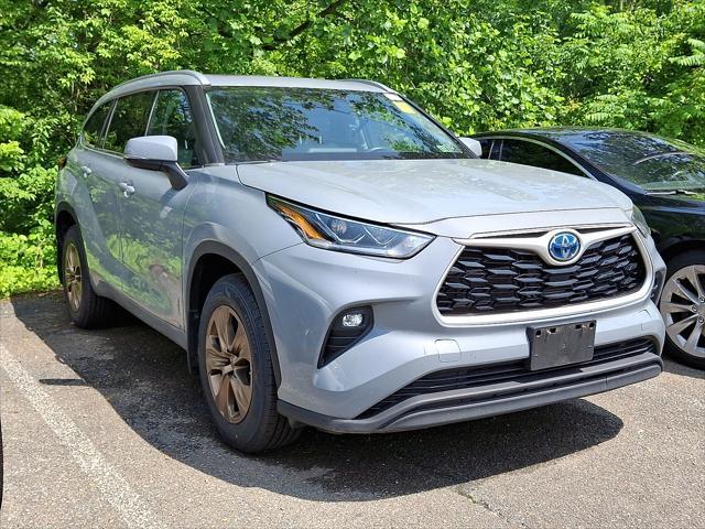 used 2022 Toyota Highlander Hybrid car, priced at $41,450