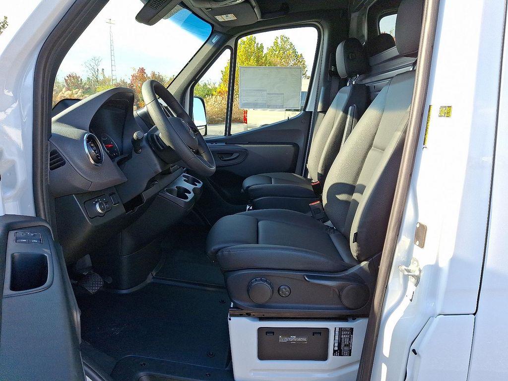 new 2025 Mercedes-Benz Sprinter 2500 car, priced at $70,033