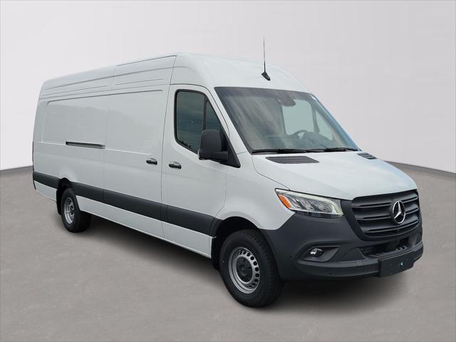 new 2024 Mercedes-Benz Sprinter 3500 car, priced at $75,141