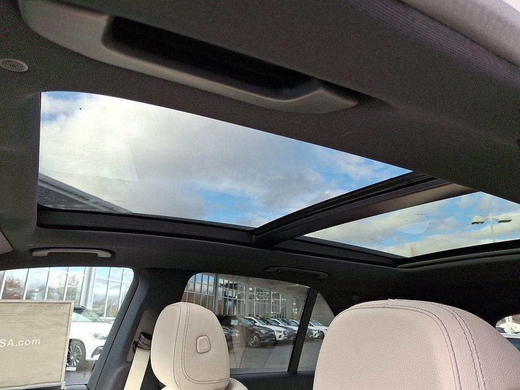 new 2026 Mercedes-Benz GLE 350 car, priced at $73,115