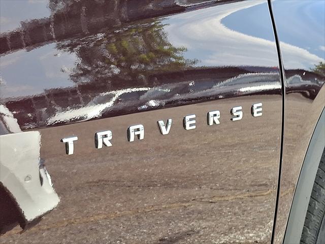 used 2023 Chevrolet Traverse car, priced at $36,492