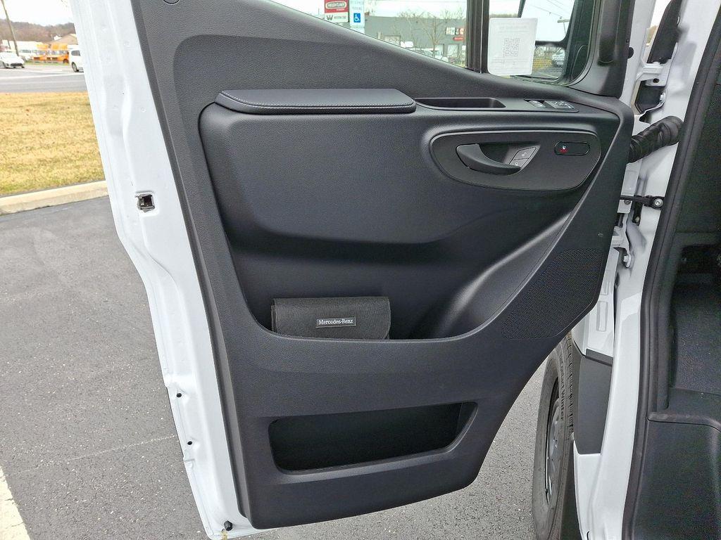 new 2025 Mercedes-Benz Sprinter 2500 car, priced at $73,670