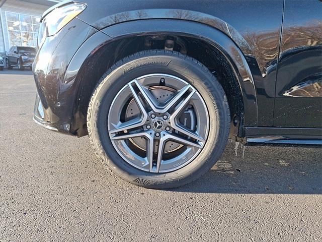 used 2025 Mercedes-Benz GLE 450 car, priced at $78,483