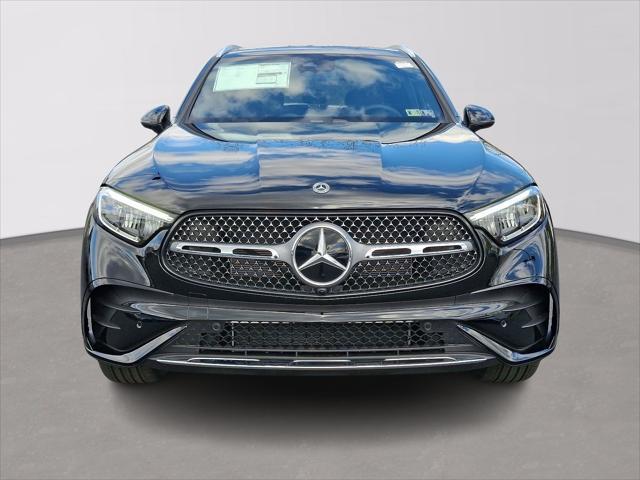 new 2025 Mercedes-Benz GLC 300 car