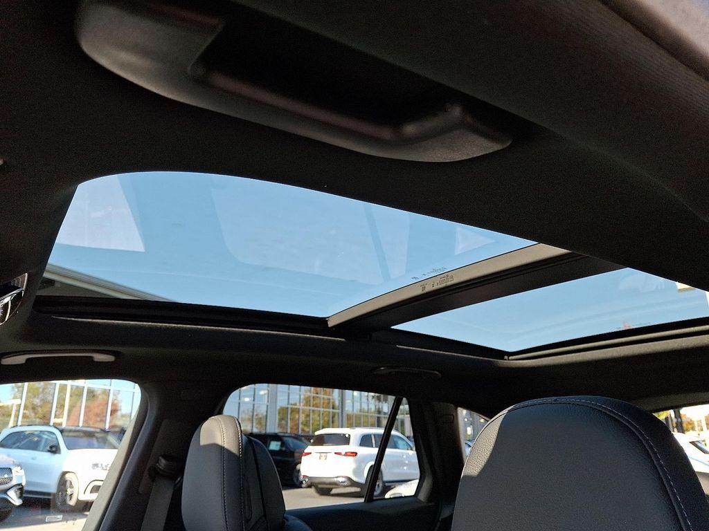 new 2026 Mercedes-Benz GLC 300 car, priced at $55,595