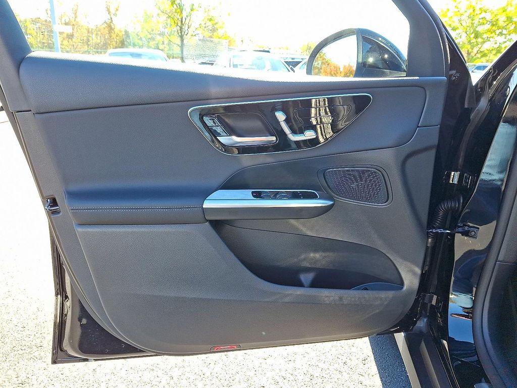 new 2026 Mercedes-Benz GLC 300 car, priced at $55,595