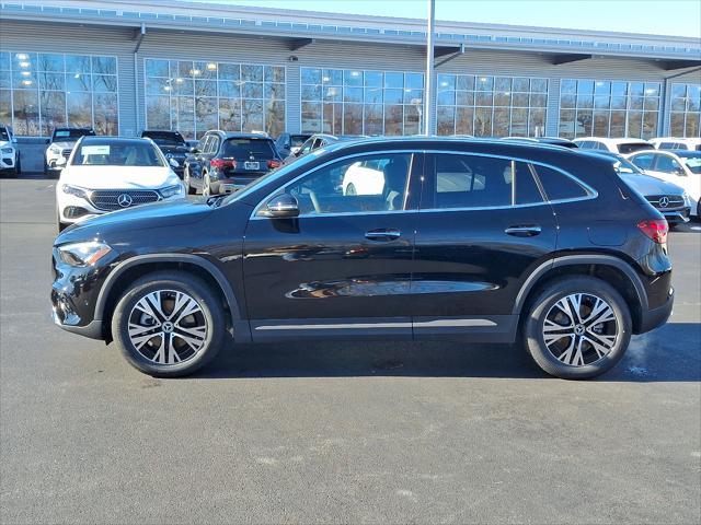 new 2025 Mercedes-Benz GLA 250 car, priced at $47,295