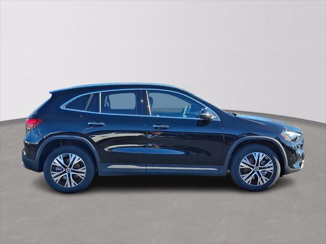 new 2025 Mercedes-Benz GLA 250 car, priced at $47,295