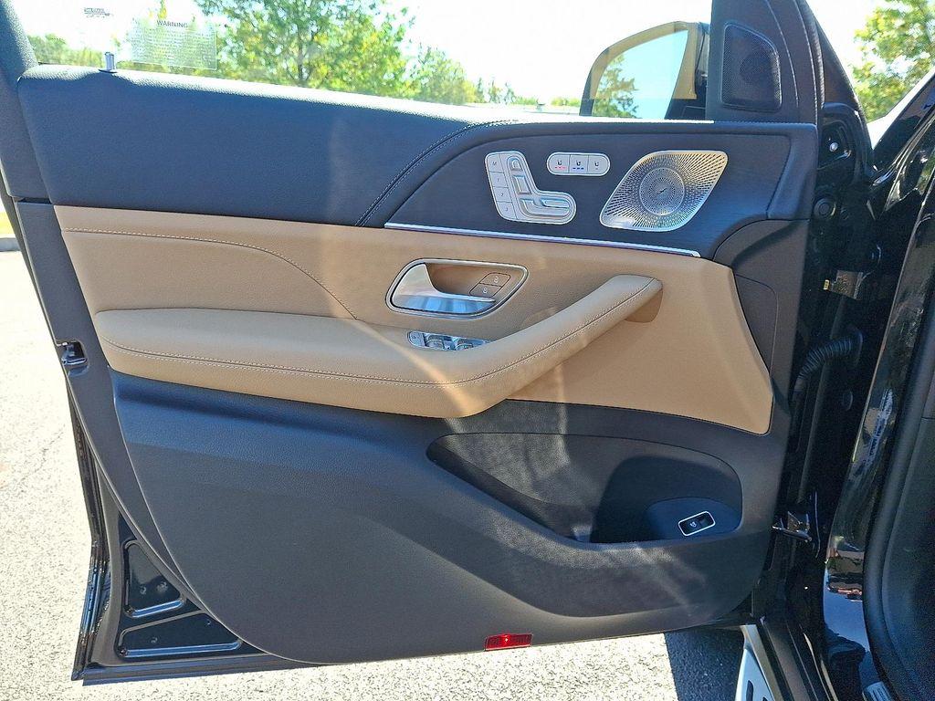 new 2026 Mercedes-Benz GLS 580 car, priced at $129,810