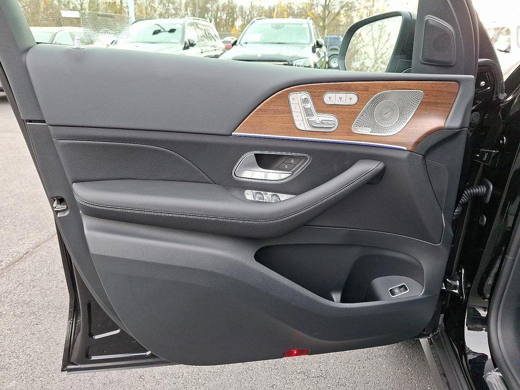 new 2026 Mercedes-Benz GLE 350 car, priced at $72,750