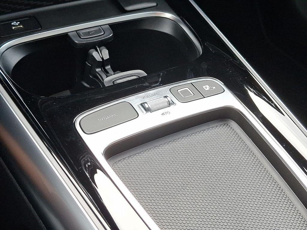 used 2025 Mercedes-Benz GLA 250 car, priced at $39,193