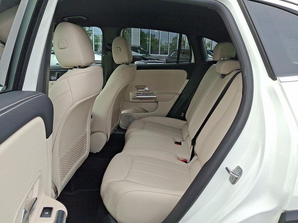 used 2025 Mercedes-Benz GLA 250 car, priced at $39,226