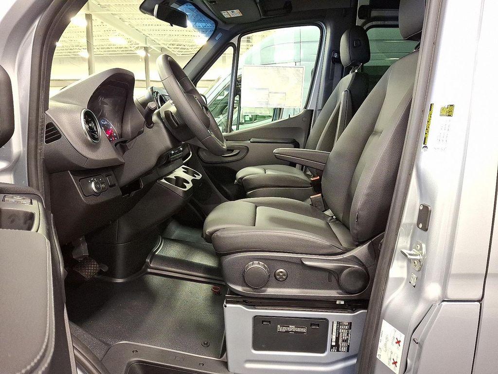 new 2025 Mercedes-Benz Sprinter 2500 car, priced at $82,151