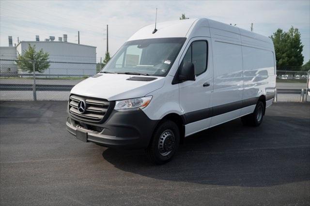 new 2024 Mercedes-Benz Sprinter 3500 car, priced at $69,878