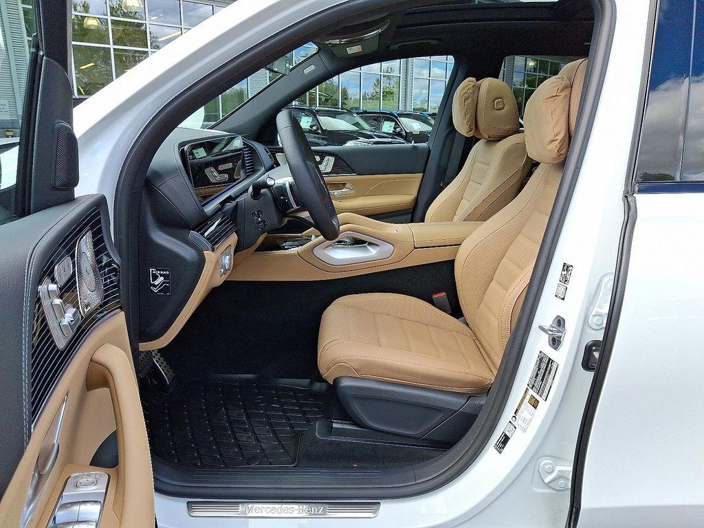 new 2026 Mercedes-Benz GLS 580 car, priced at $125,205