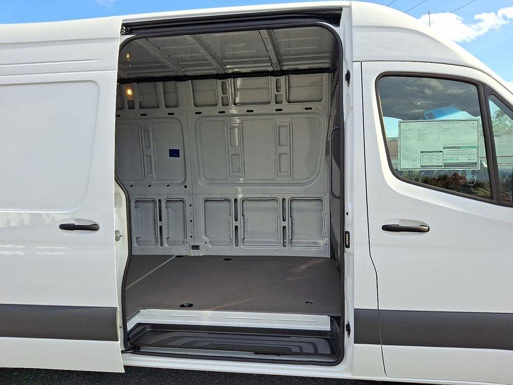 new 2026 Mercedes-Benz Sprinter 2500 car, priced at $77,136