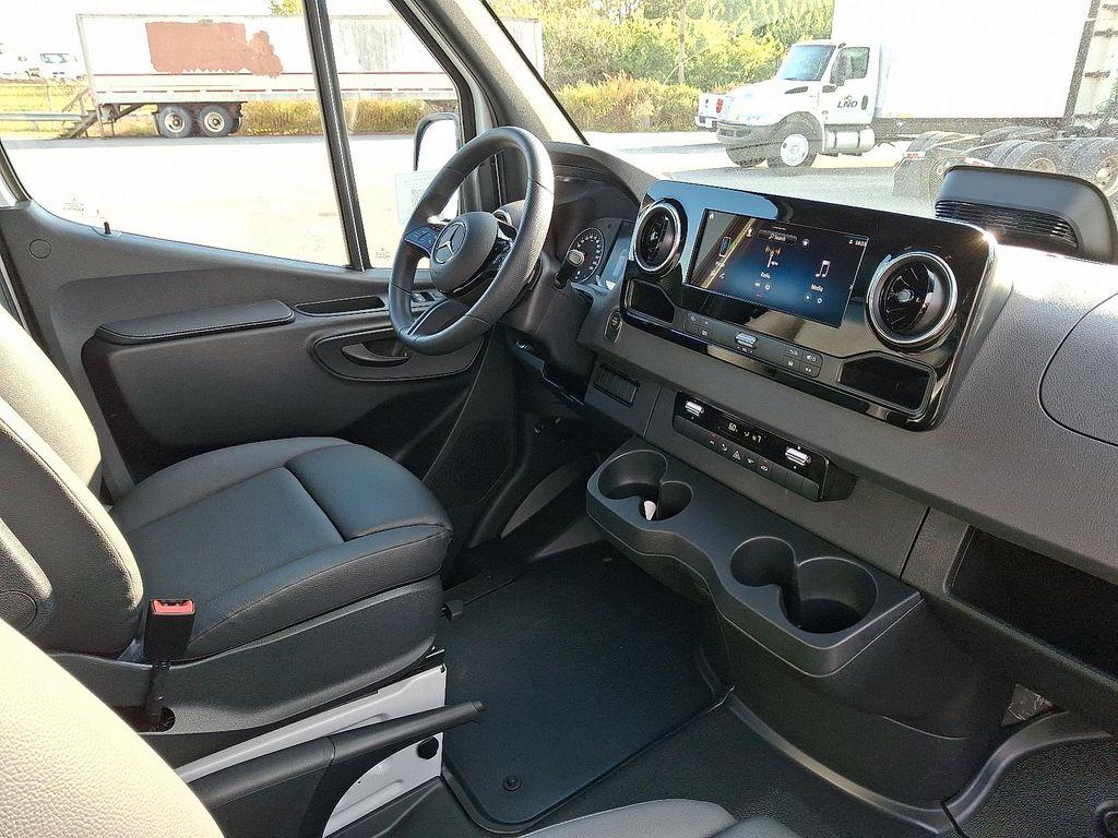 new 2026 Mercedes-Benz Sprinter 2500 car, priced at $77,136