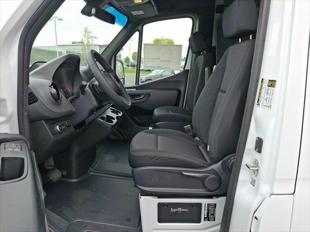 new 2025 Mercedes-Benz Sprinter 2500 car