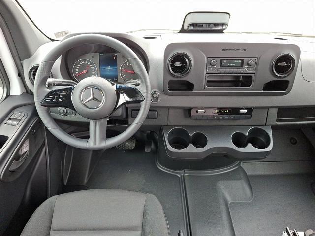 new 2025 Mercedes-Benz Sprinter 2500 car