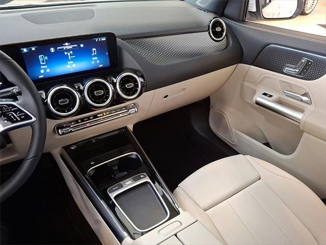 used 2025 Mercedes-Benz GLA 250 car, priced at $42,492
