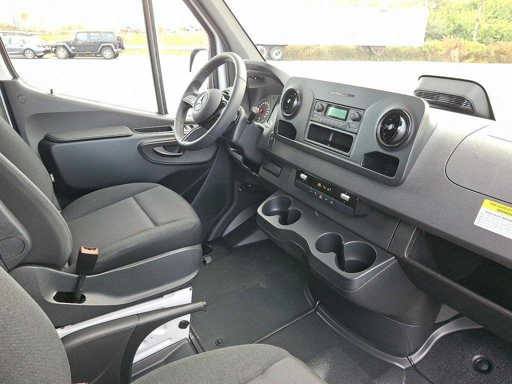 new 2026 Mercedes-Benz Sprinter 2500 car, priced at $60,789