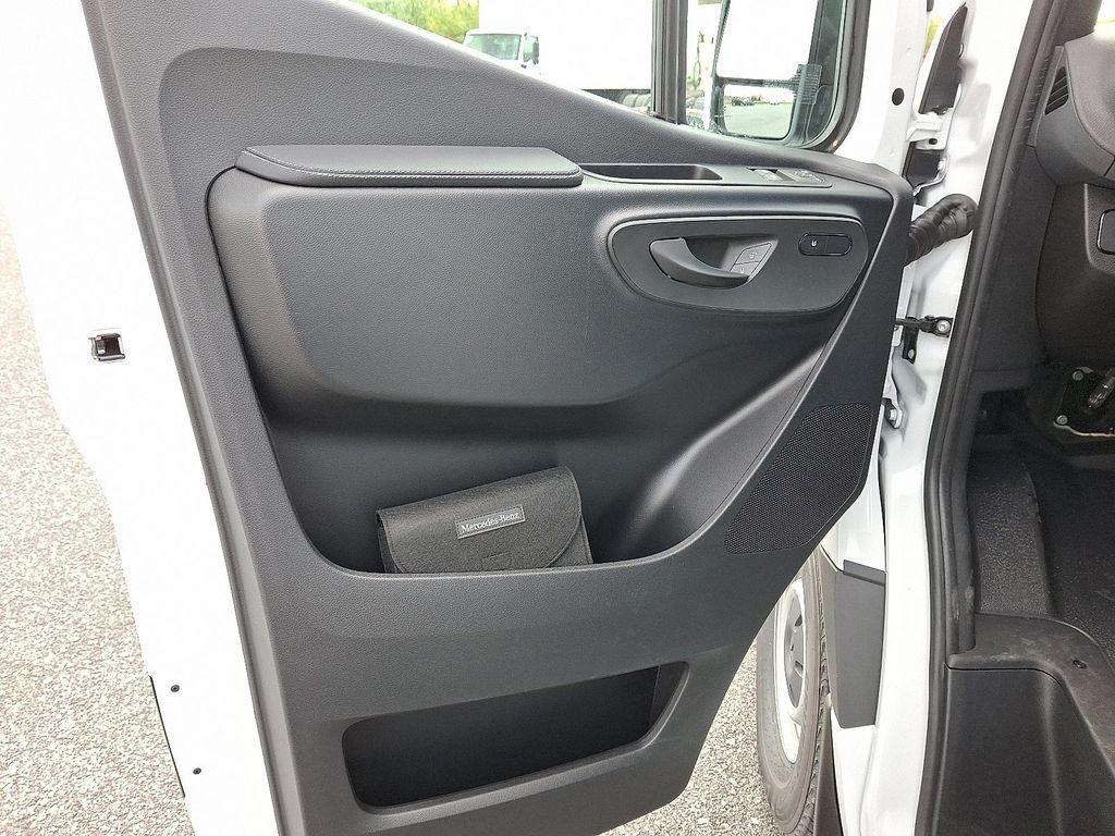 new 2026 Mercedes-Benz Sprinter 2500 car, priced at $60,789