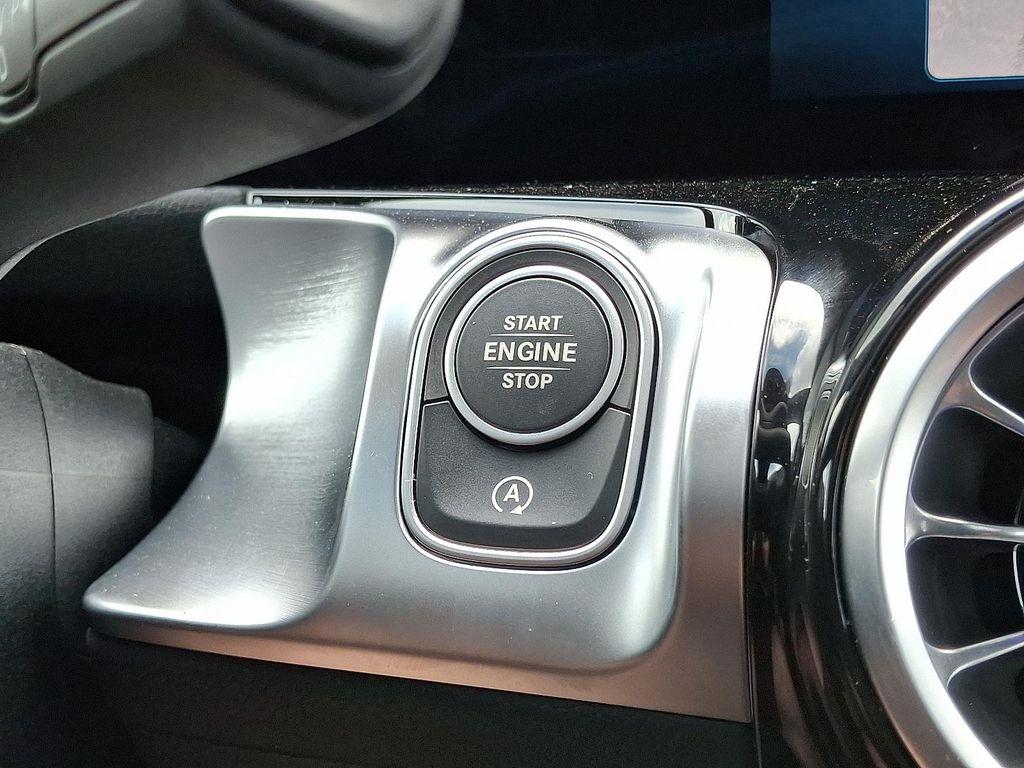 used 2025 Mercedes-Benz GLB 250 car, priced at $48,686