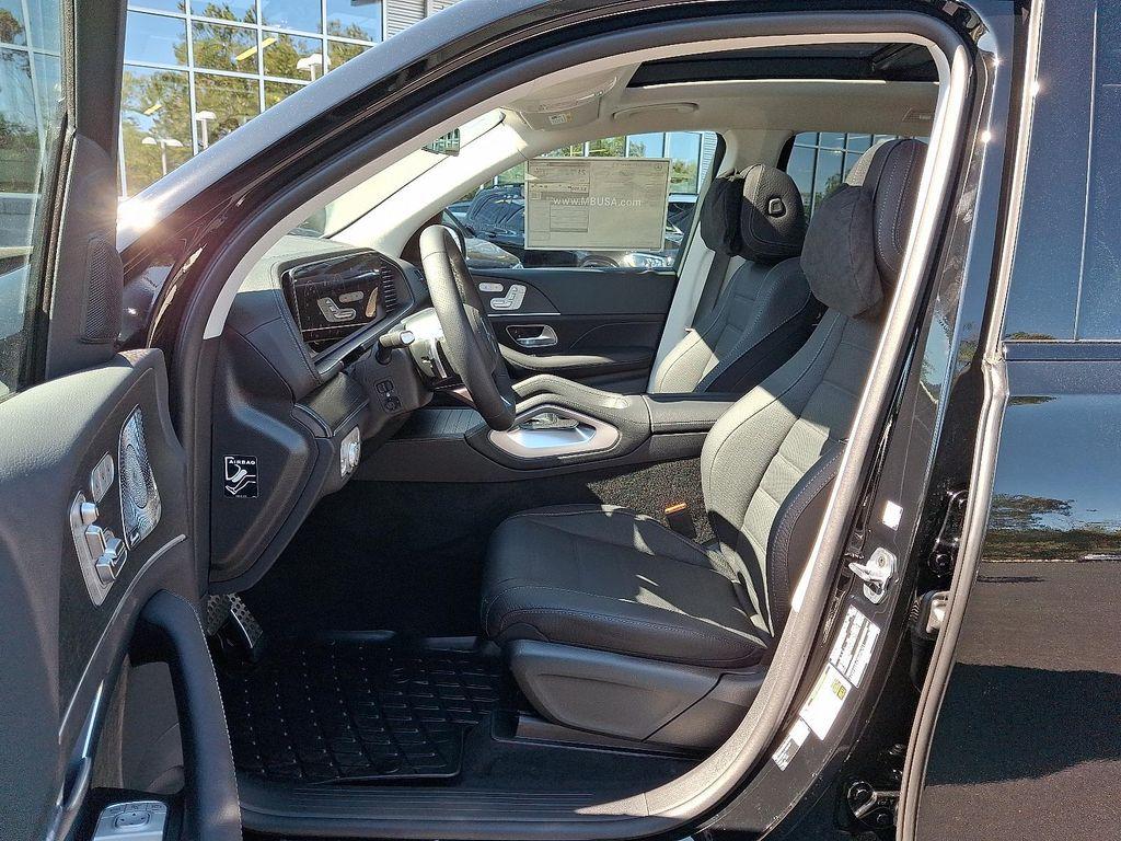 new 2026 Mercedes-Benz GLS 450 car, priced at $101,970