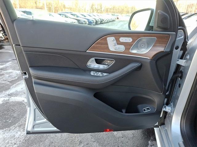 used 2025 Mercedes-Benz GLS 450 car, priced at $84,000