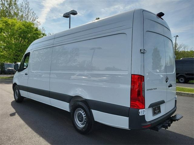 new 2024 Mercedes-Benz Sprinter 2500 car, priced at $62,154