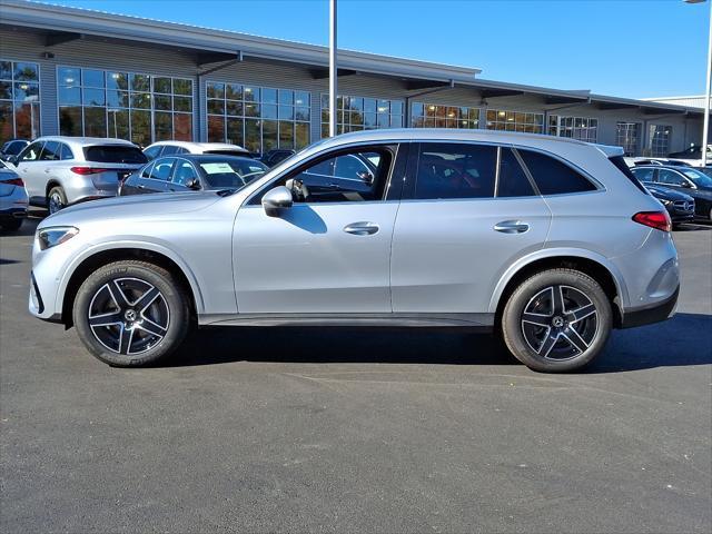 new 2025 Mercedes-Benz GLC 300 car, priced at $62,105