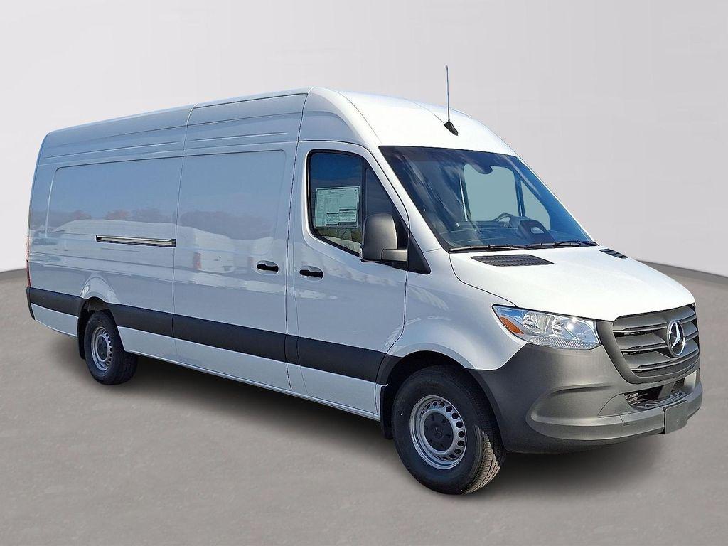 new 2026 Mercedes-Benz Sprinter 2500 car, priced at $66,465