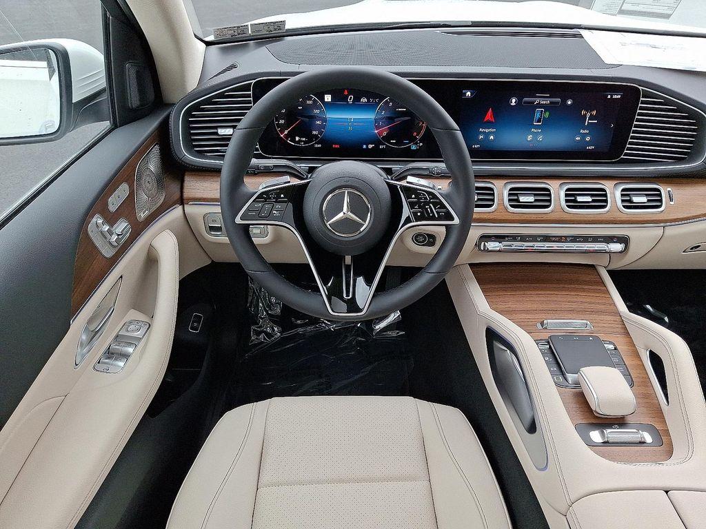new 2025 Mercedes-Benz GLS 450 car, priced at $91,580