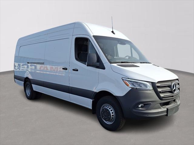 new 2024 Mercedes-Benz Sprinter 3500 car, priced at $74,710