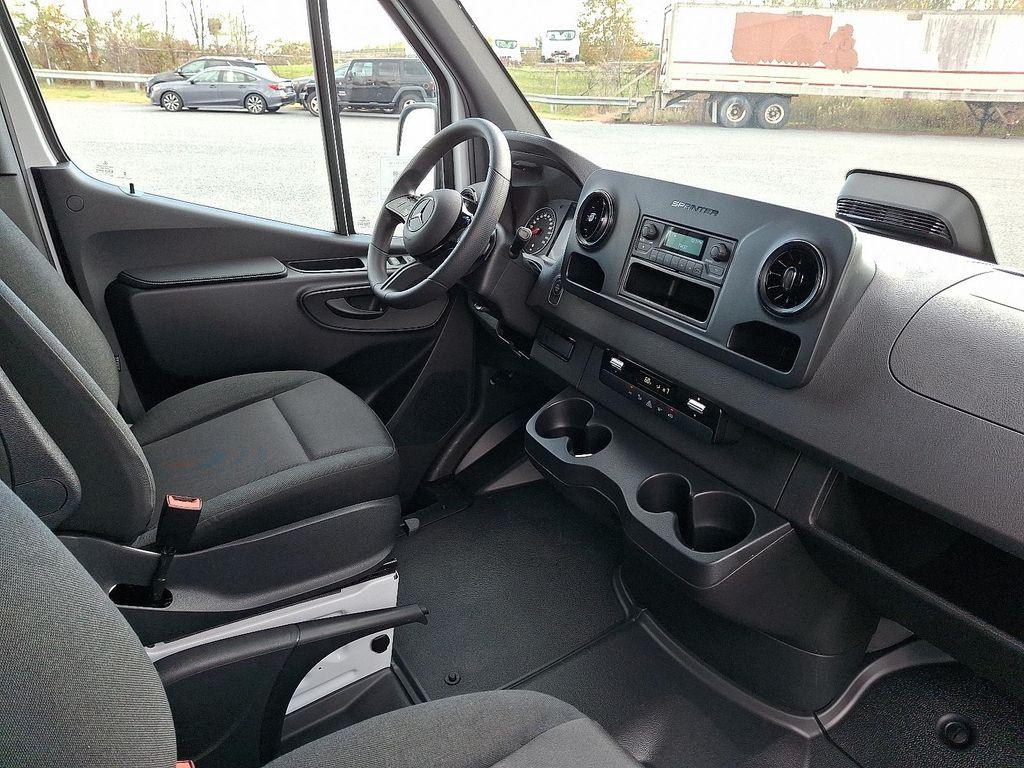 new 2026 Mercedes-Benz Sprinter 2500 car