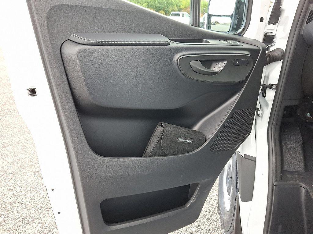 new 2026 Mercedes-Benz Sprinter 2500 car