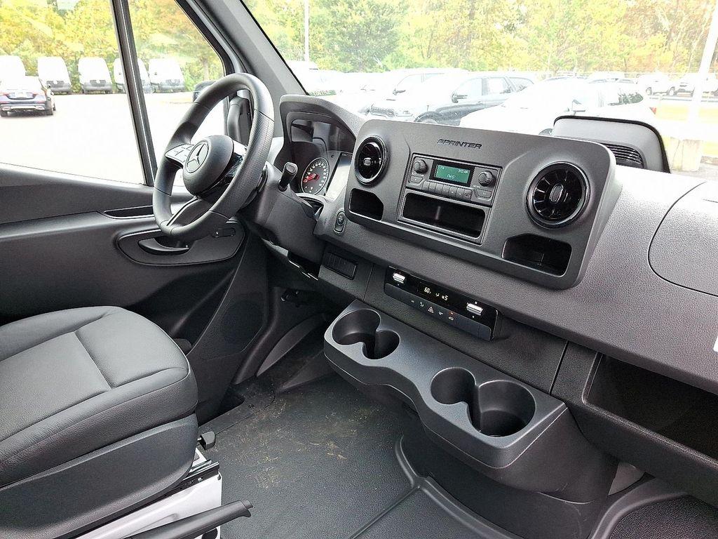 new 2025 Mercedes-Benz Sprinter 2500 car, priced at $59,679