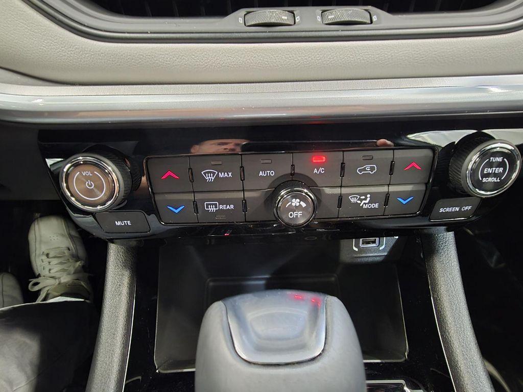 new 2025 Jeep Compass car, priced at $30,240