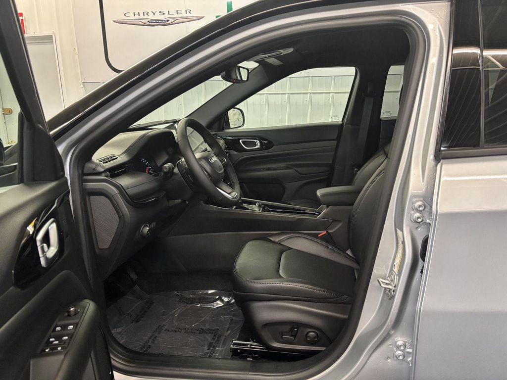 new 2026 Jeep Compass car, priced at $35,865