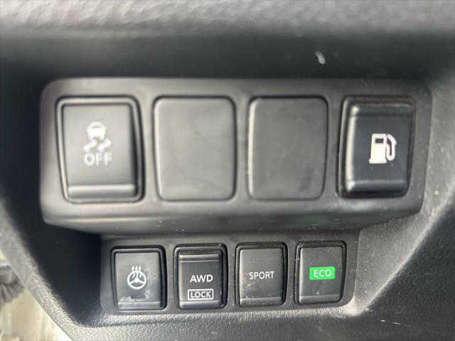 used 2020 Nissan Rogue car, priced at $17,491