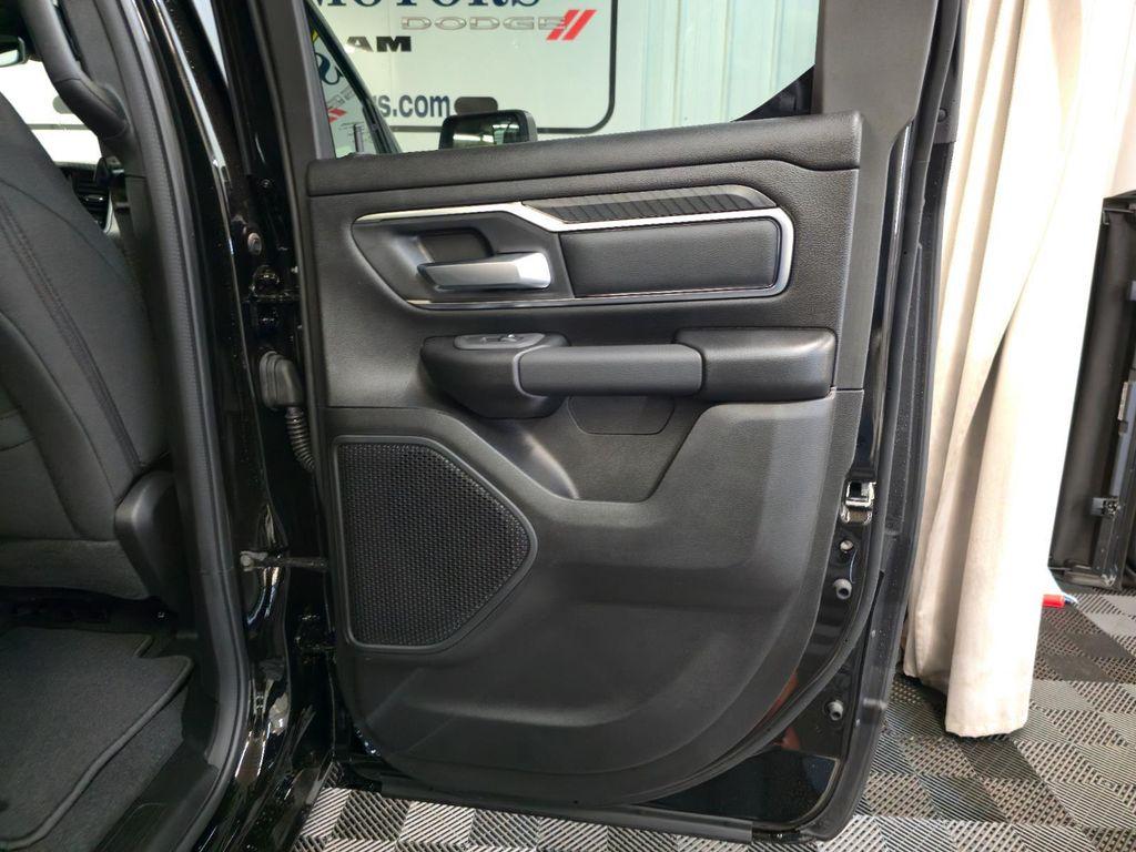 new 2025 Ram 1500 car, priced at $43,998